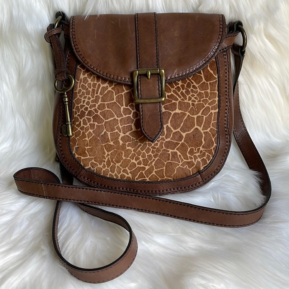 Fossil 🔑 Cowhide Leather Saddle Crossbody Bag